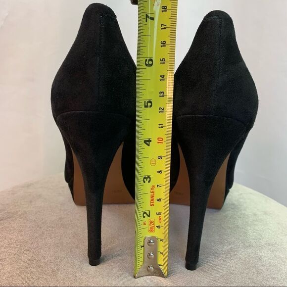𝅺bcbgeneration BG-Scottie Black Suede bead Embellished High heel pumps size 6.5 - Picture 7 of 10